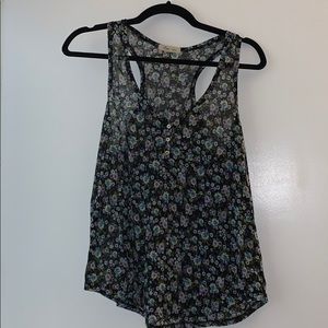 Floral tank top / women’s/ large / print / fun